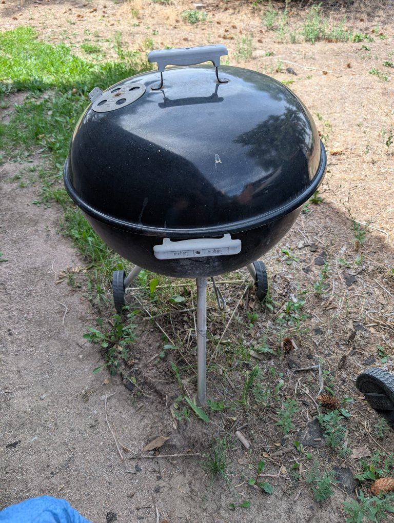 Weber Charcoal Kettle Grill Black - Rolling BBQ Smoker
