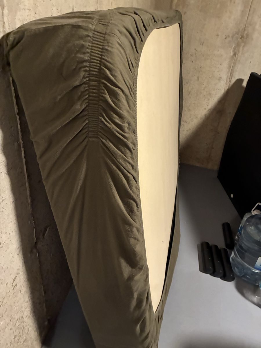 Full size mattress 