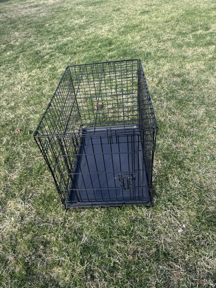 You and Me Single Door Collapsible Dog Crate