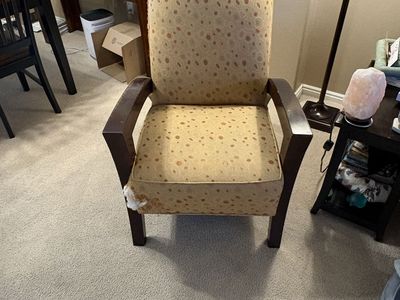 Chair for refurbishing and reupholstering