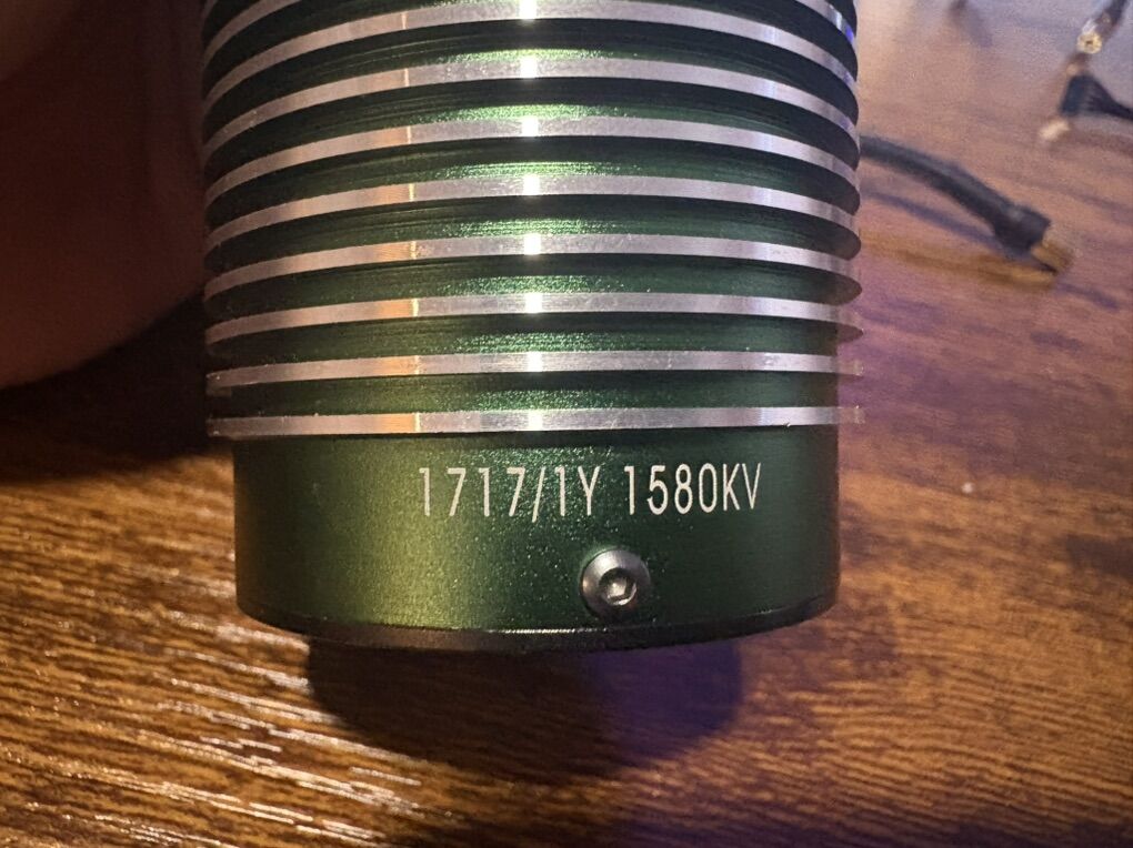 Castle 1717 1/y 1580kv