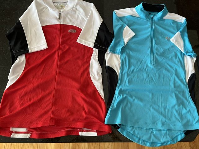 2 Women's Cycling Jerseys - Pearl Izumi and Garneau - Size S