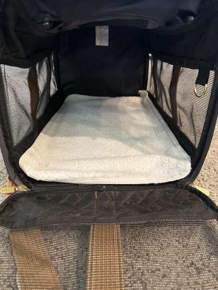 Airline Approved Carrier