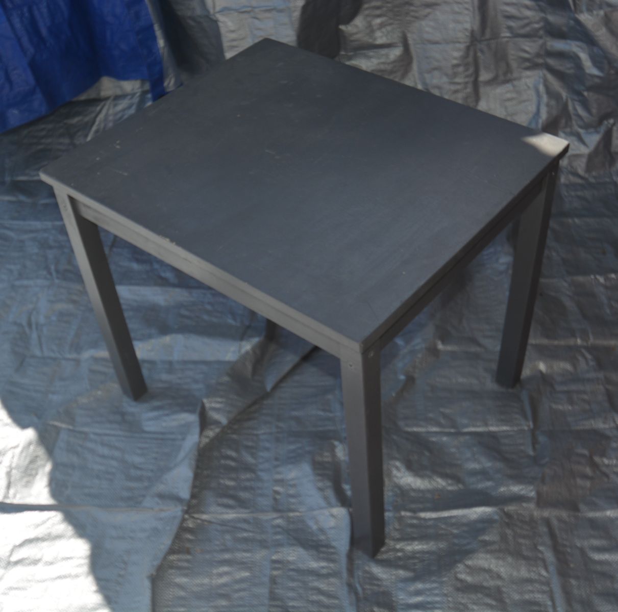 Square Wood Side Table / End Table – Sturdy Modern Accent Table