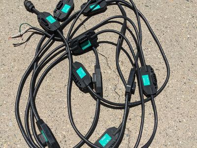Enphase Engage Trunk Cable for Solar Panel Installations - 10 plugs on 40" spacing for portrait panel layout