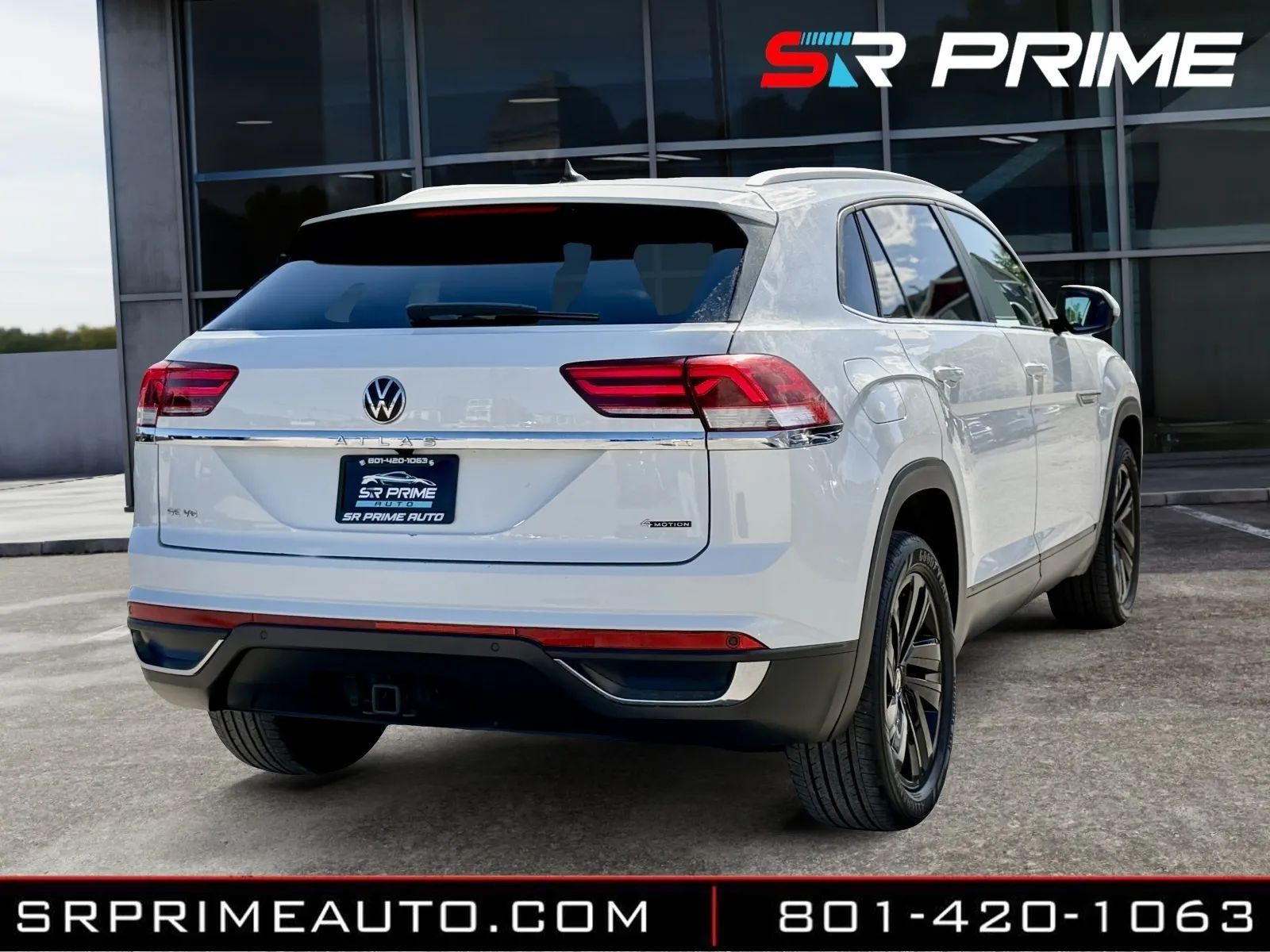 Main image 3