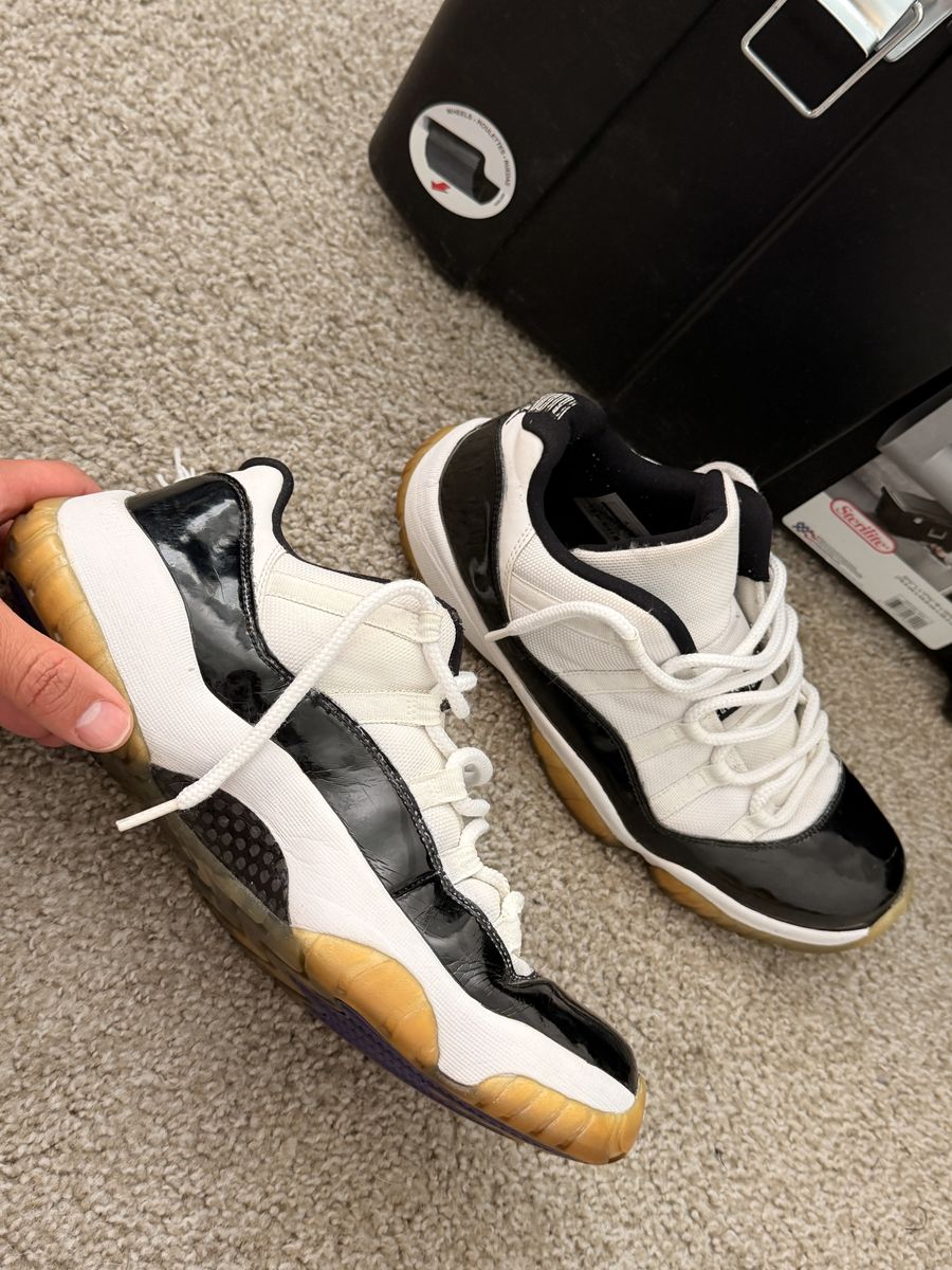 Air Jordan 11 Low Concord Size 11.5 – $120 OBO