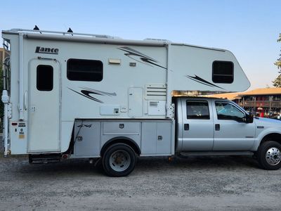 2003 FORD F550 LARIAT + 2007 LANCE 1131 CAMPER (package)