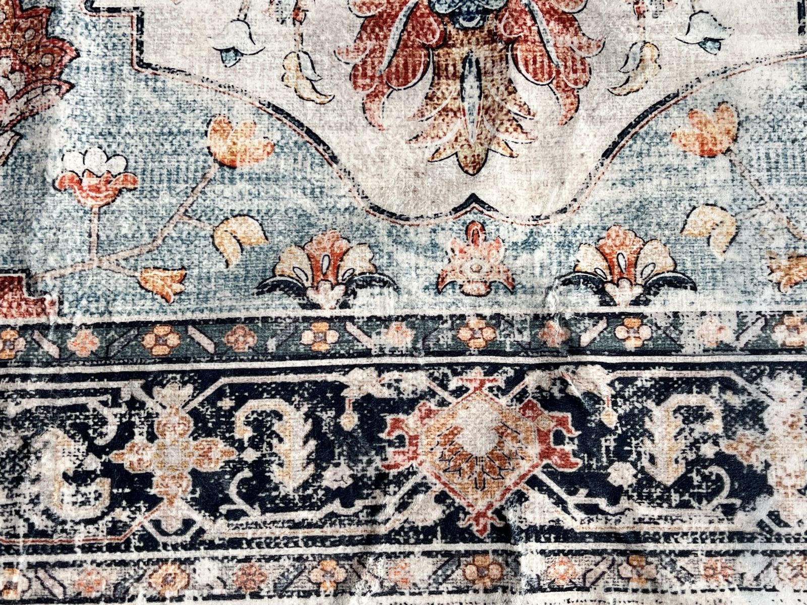 Main image 7