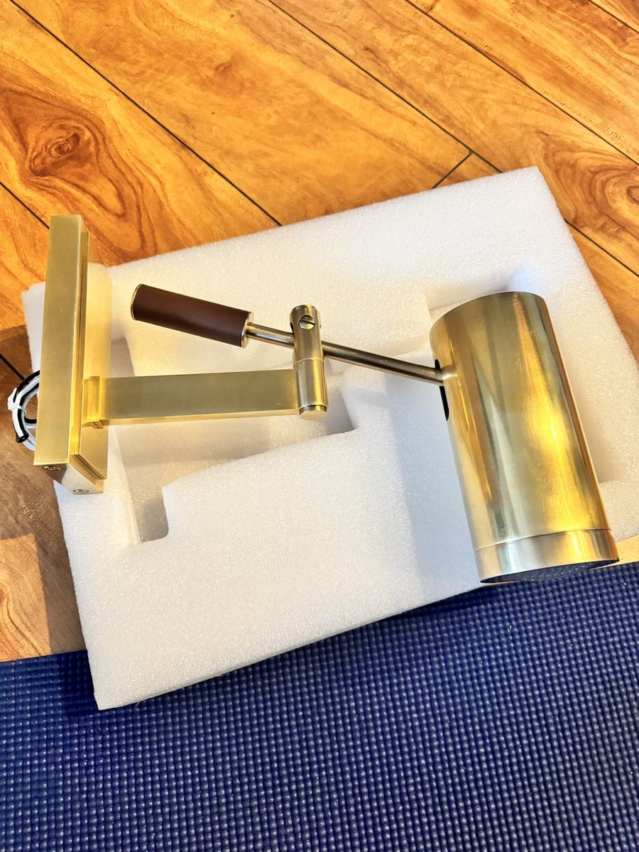 Ralph Lauren - Grant Articulating Wall Light