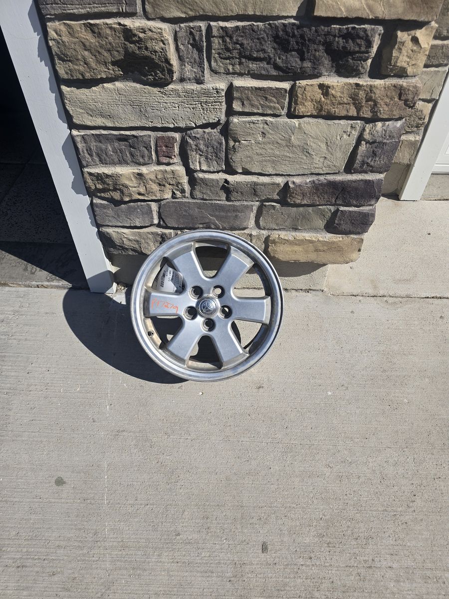 2007 Toyota Prius Rim