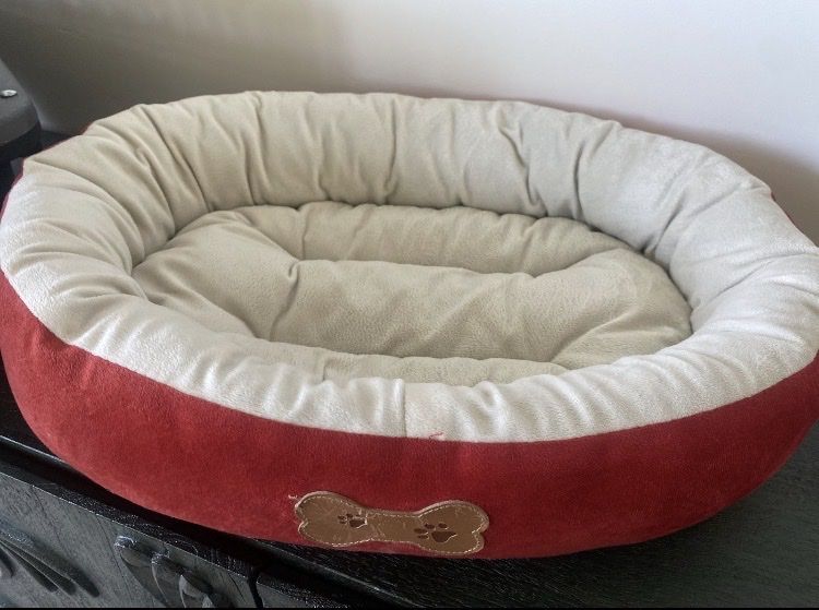 Red and Beige Plush Round small dog or cat Pet Bed with Bone Patch