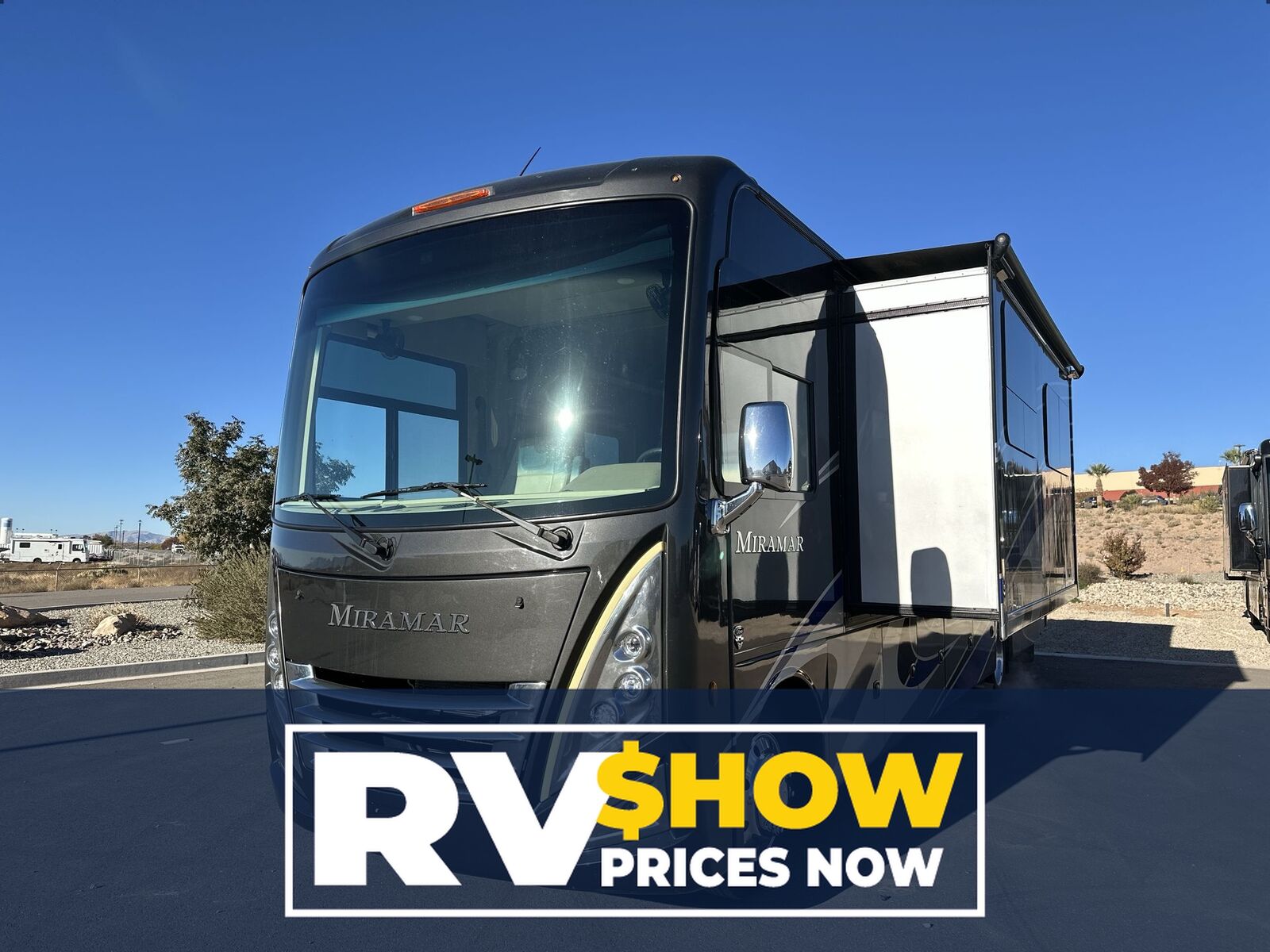2022 Thor Motor Coach Miramar 35.2