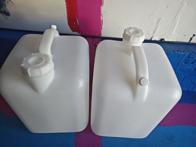 5 gallon water jugs
