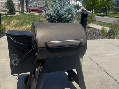 Traeger Pellet Grill / smoker