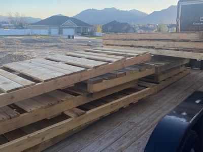 Tons of free pallets. Great lumber