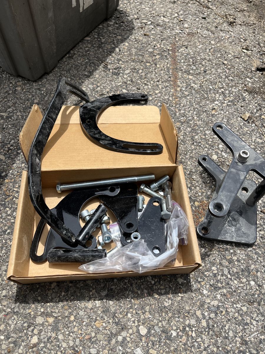 New small block Chevy Allan Grove bracket kit