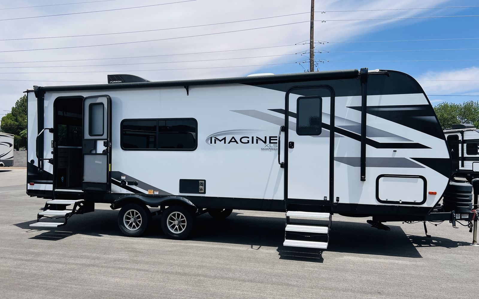 Imagine RV 2024- Like New!