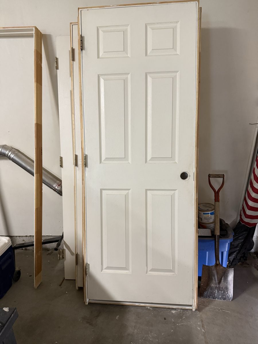 Pre-hung doors $20 each