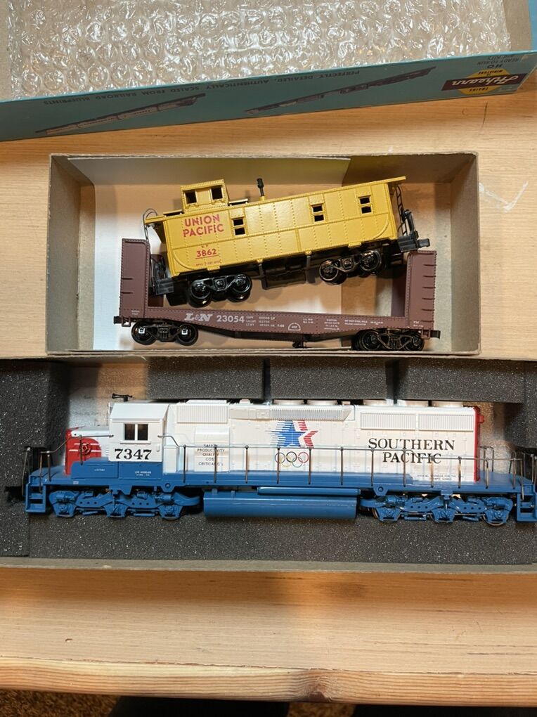 Rare Athearn SD40-2 1984 Olympics Lot Of 3