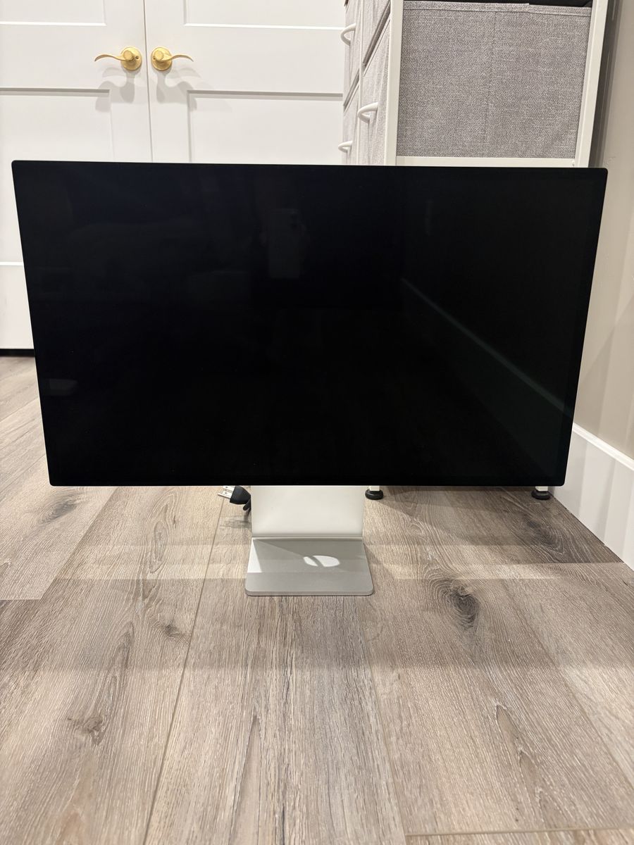 Apple Studio Display