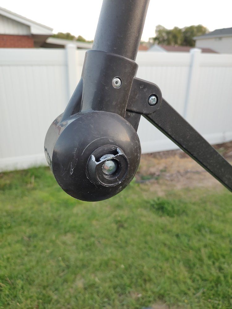 Main image 6