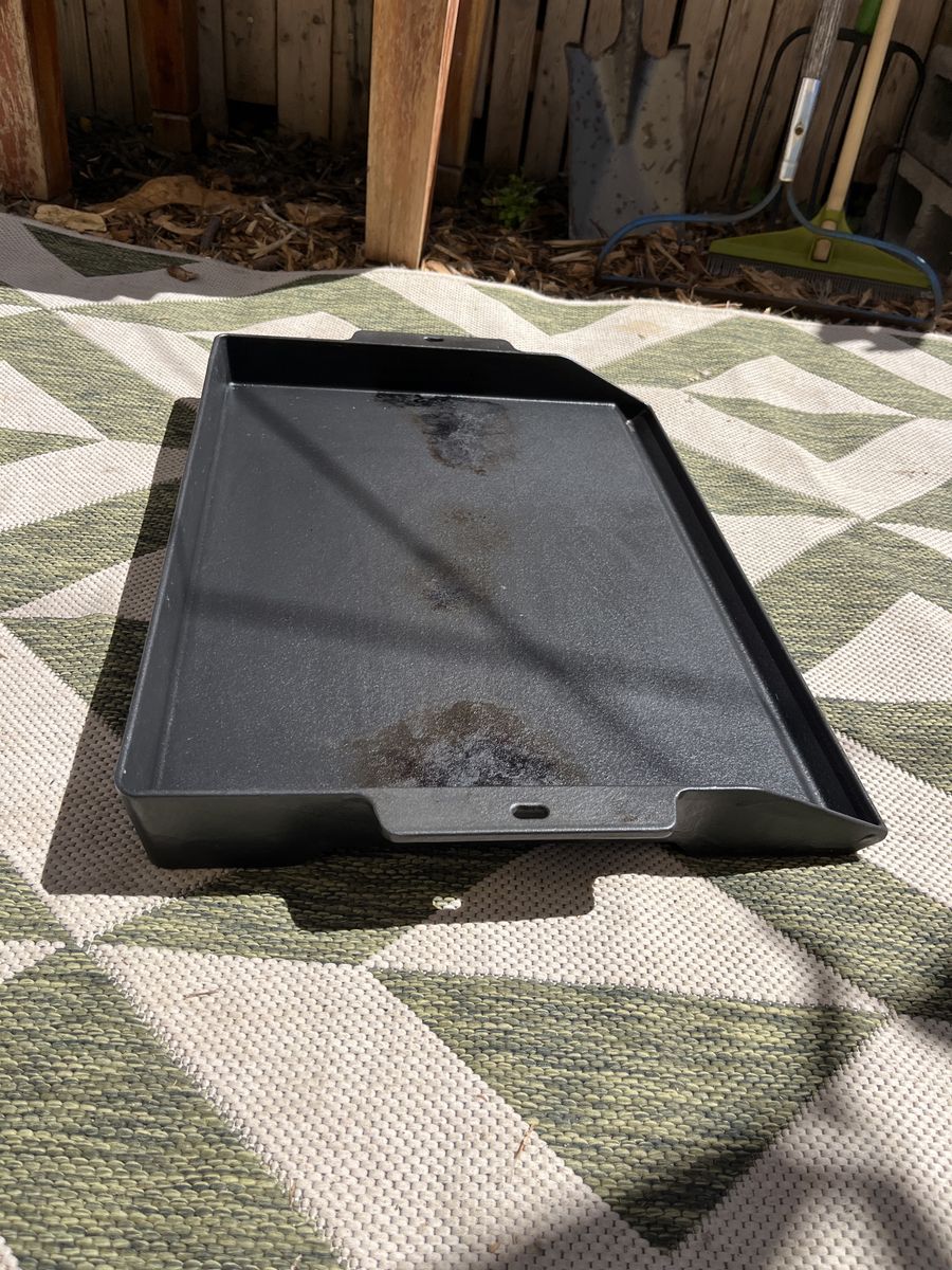 Cast iron griddle 23” x 16”