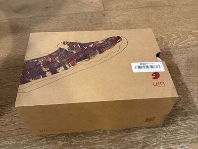 UIN Art Travel Shoes Butterfly Blossom Orange Flats Women's Size 8 New in Box