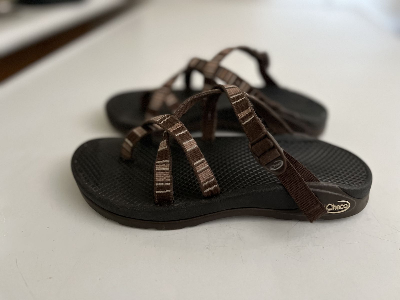 Women’s Chacos Hiking Sandals Size 7