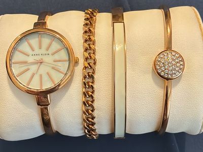 Anne Klein Jewelry Set