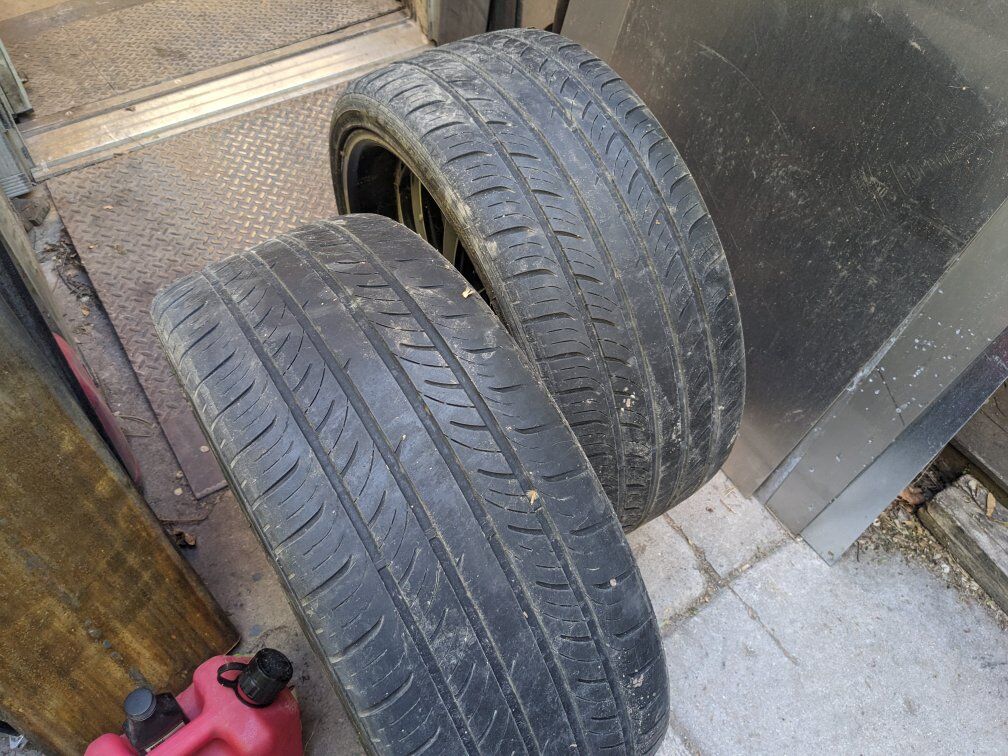 245/35r20 Tires PAIR good tread 245-35r20