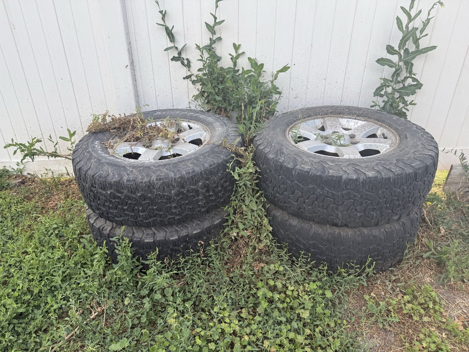 Used Baja Champion LT265/70R17/12/109S Tires (Set of 4)
