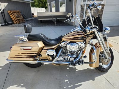 FOR SALE 2003 Road King cvo