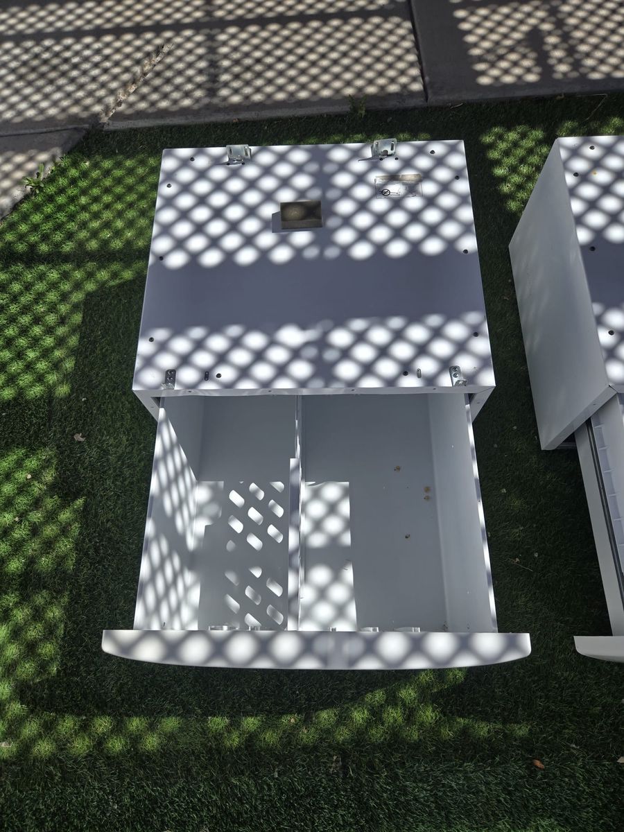 Main image 3