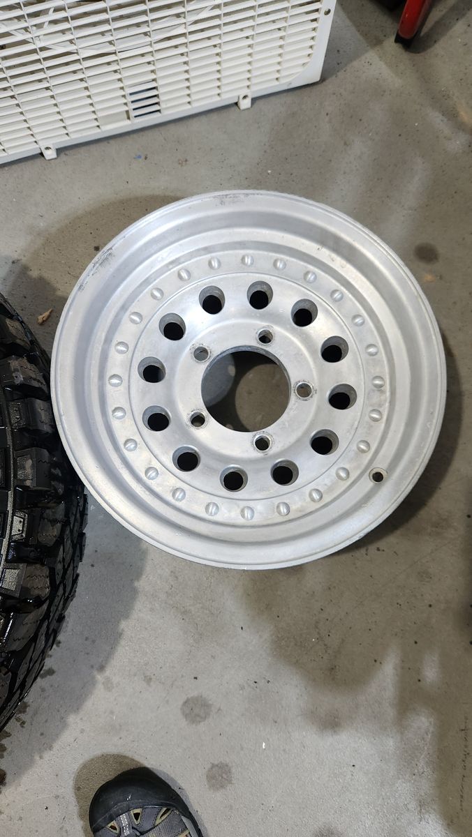 2 Jeep 5 on 5.5 rims