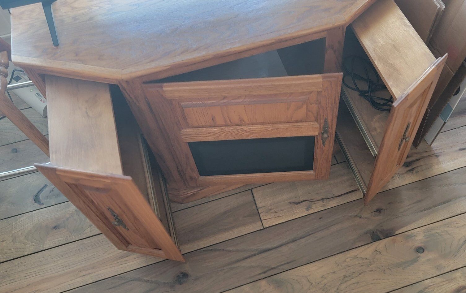 Entertainment center