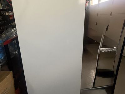 Hisense White Upright Freezer - Excellent Condition with Wire Shelves use as fridge or freezer