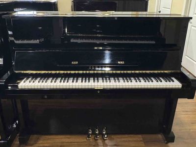 LIKE NEW YAMAHA U1 UPRIGHT PIANO