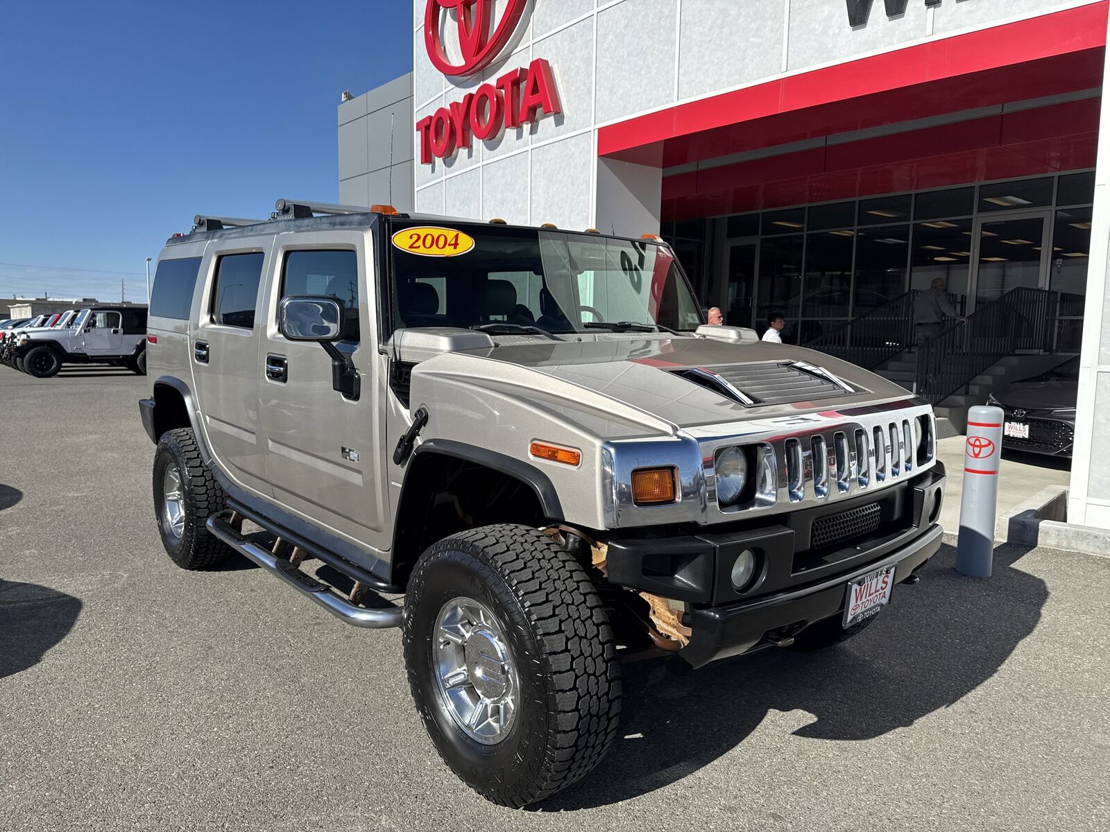 2004 HUMMER H2