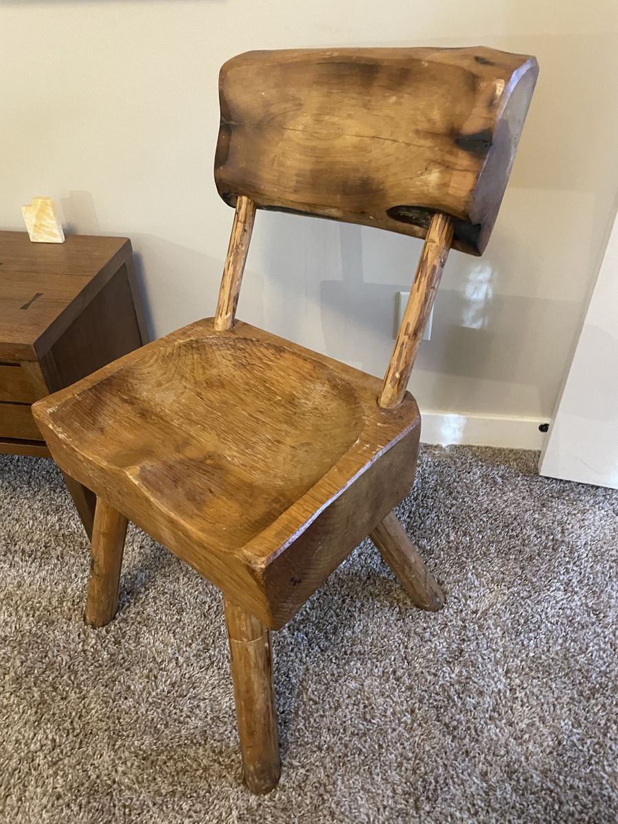 2 Incredible Rustic Cabin Chairs