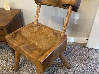 2 Incredible Rustic Cabin Chairs