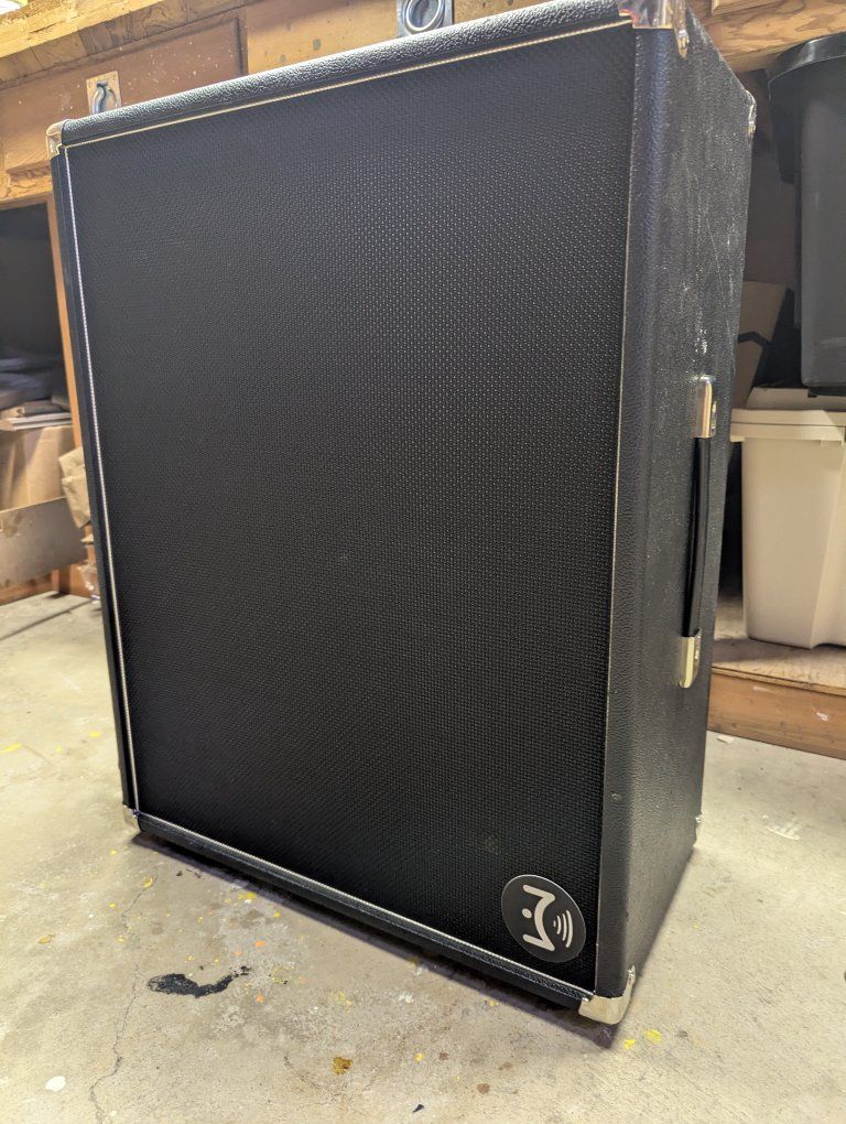 FRFR Powered Modeler Cabinet - Mission Engineering GM2-BT Gemini II 2x12 220W