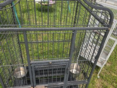 Large Black Metal Bird Parrot Cage with skirt and Feeding Bowls