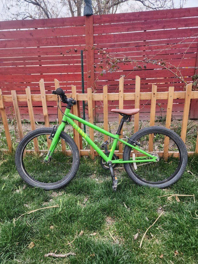 Clearly Owl 20 inch bike