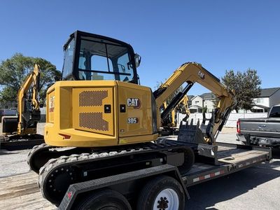 50 Class / 5 Ton Excavator for Rent - 12,500 Pounds