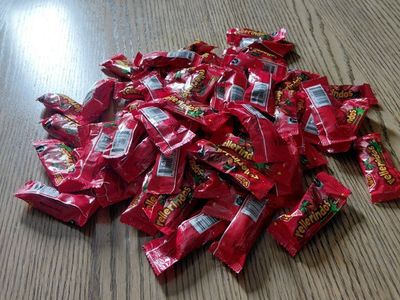 Rellerindos Tamarind Flavor Candy - Bulk Pack of Individually Wrapped Candies