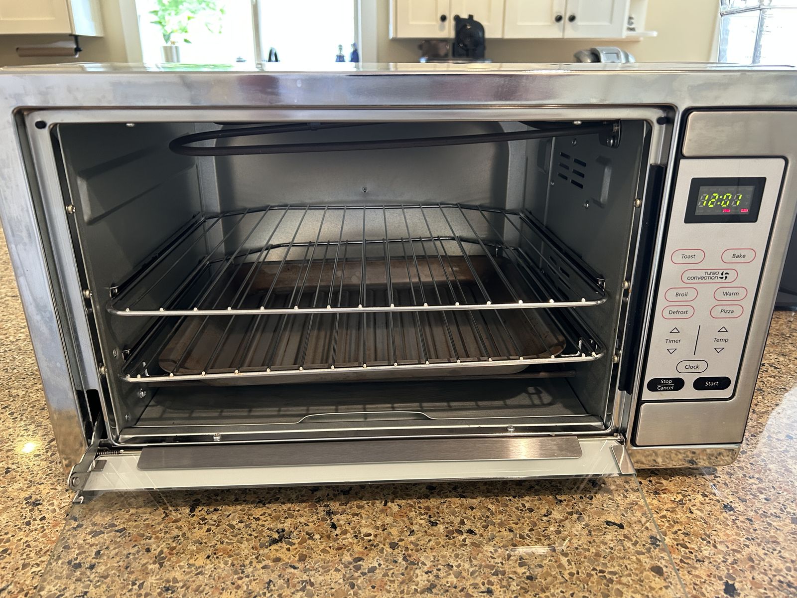 Oster Extra Large Digital Countertop Convection Oven — Model TSSTTVDGXL — Great Condition!