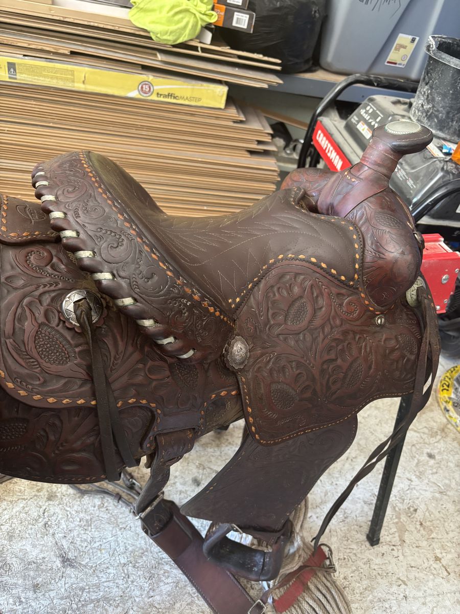 2 saddles for sale