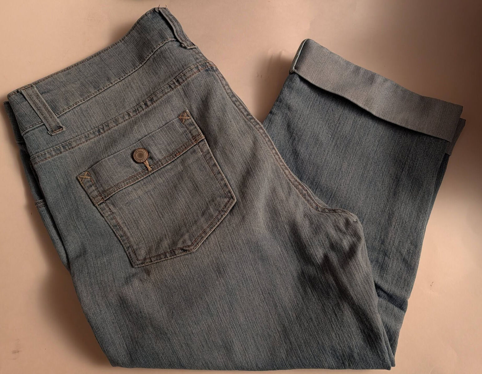 Women's Capri's  Size: 14