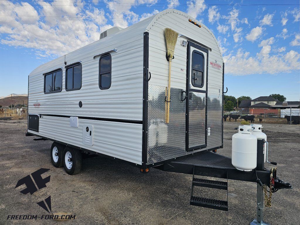 2025 Western Range Camp 18' Survivalist Living Cam